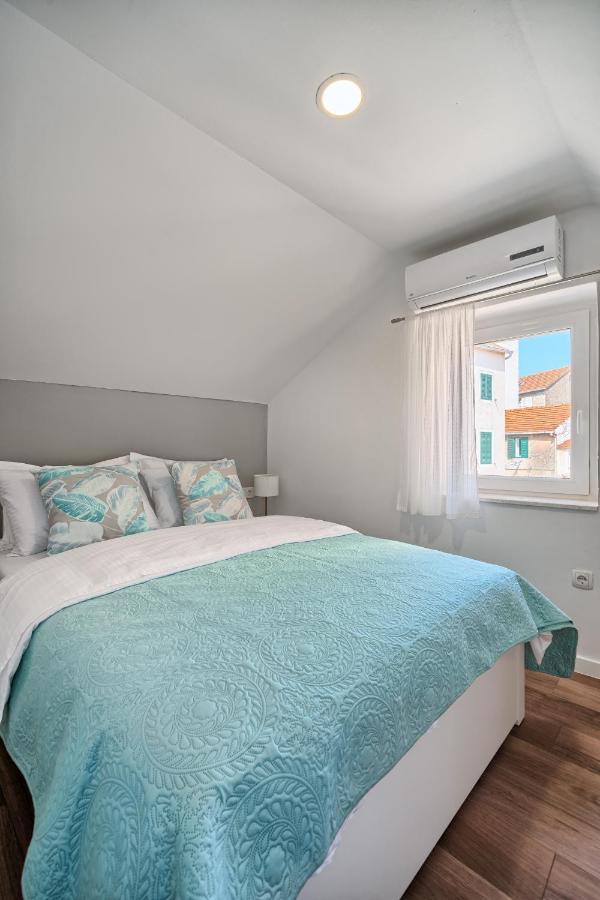 Loft Rooms Split Exterior photo